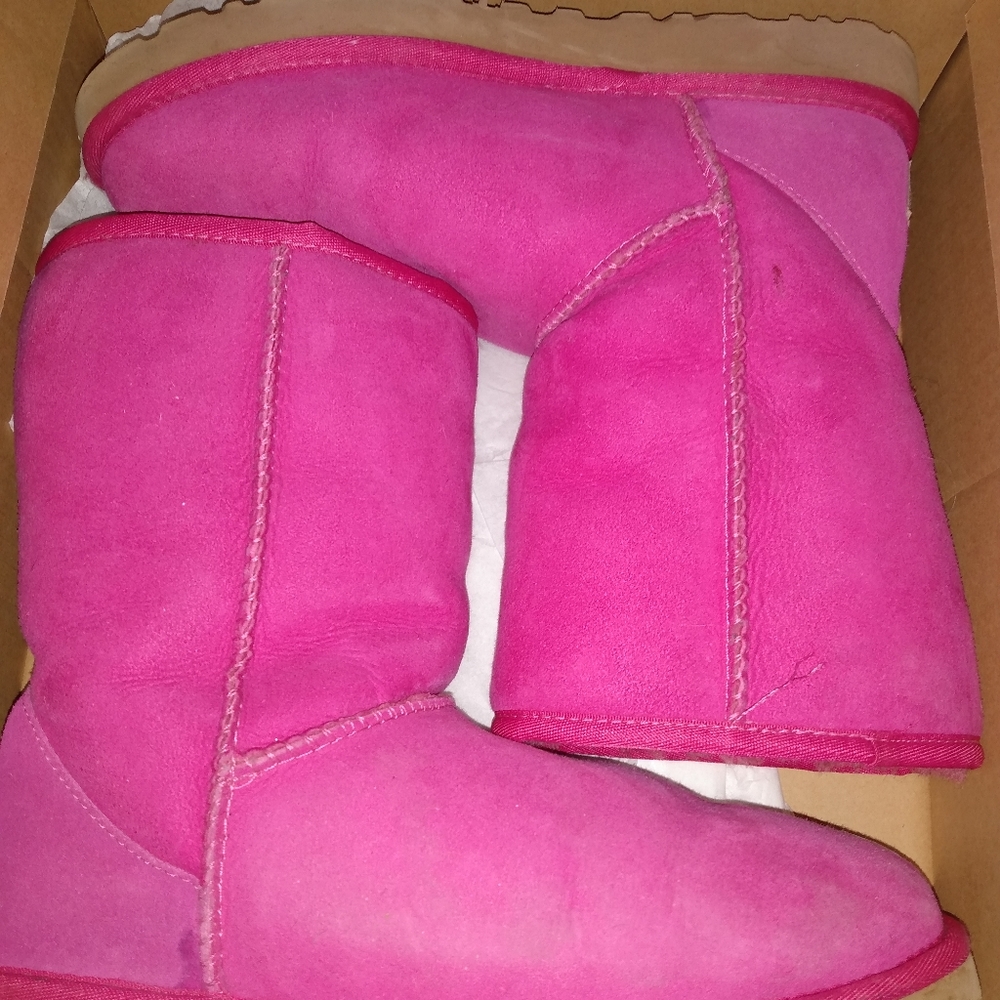 Pink ugg boots